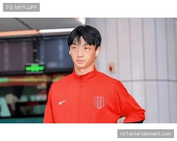 杨明洋传球成功率87%，成蓉城中场节拍器