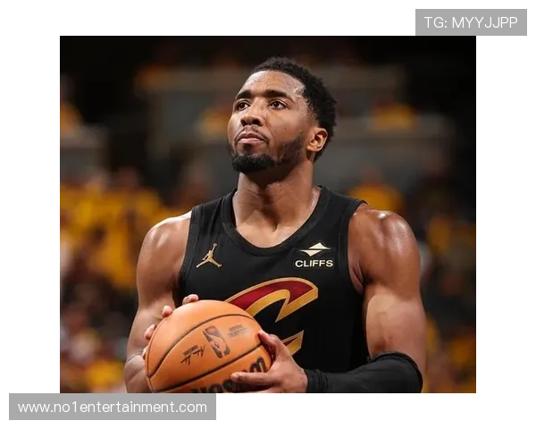 米切尔30分难救骑士,后卫高效输出却无法阻止球队失利结局 米切尔30分难救骑士,后卫高效输出却无法阻止球队失利结局